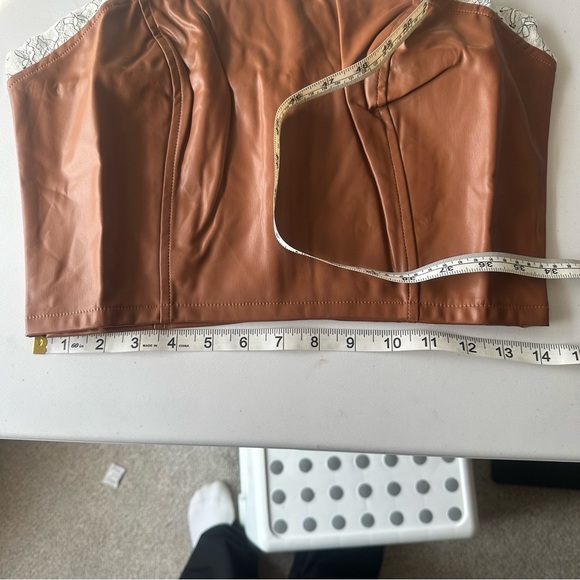 Idem Ditto Faux Leather Strapless Top NWT Brown Corset Style Size L - Picture 5 of 8